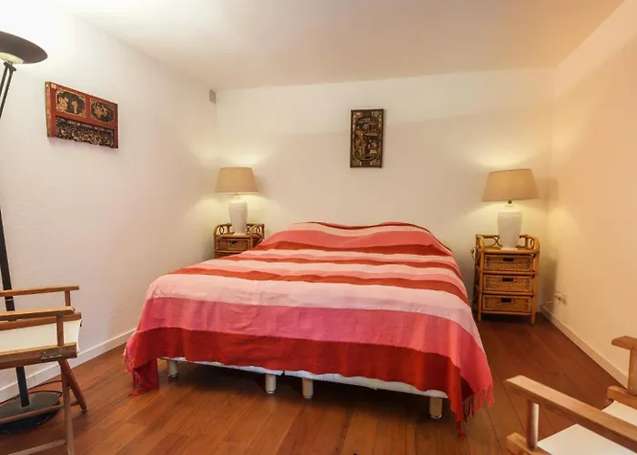 Porquerolles Island Architectural Seaview *